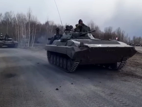 «Бессрочная акция: в Минобороны РФ и регионах рассказали о сборе подарков для участников спецоперации на Украине