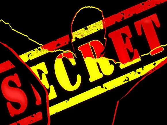 WP: ФБР с помощью рекламы в соцсетях пытается завербовать сотрудников российского посольства