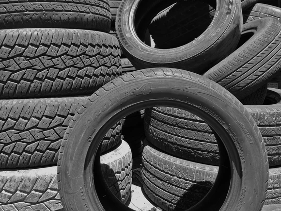 Pirelli сведет на нет работу заводов и приостановит инвестиции в России