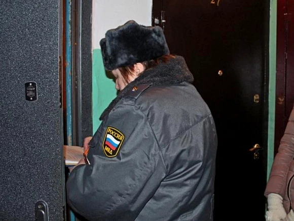 Трупы двух мужчин нашли в квартире на юго-западе Москвы