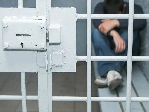 Суд арестовал москвича, пытавшегося убить сожительницу разводным ключом