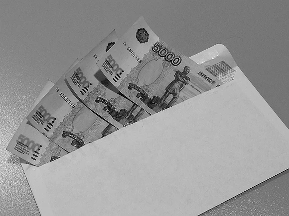 SuperJob: Больше трети россиян по-прежнему согласны на зарплату в конвертах