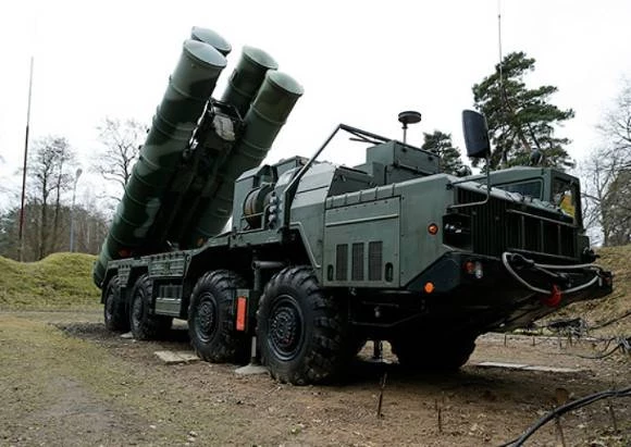 Reuters: США обсуждали с Турцией отправку ЗРС С-400 на Украину