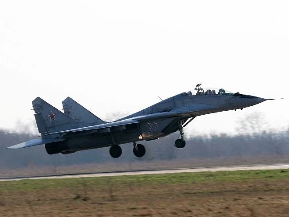 В Алжире разбился истребитель МиГ-29, пилот погиб
