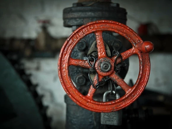 Хорватия объявила об остановке прокачки нефти в Сербию