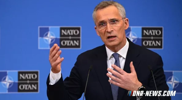 Генсек НАТО считает, что Украина сама должна решать вопрос нейтралитета