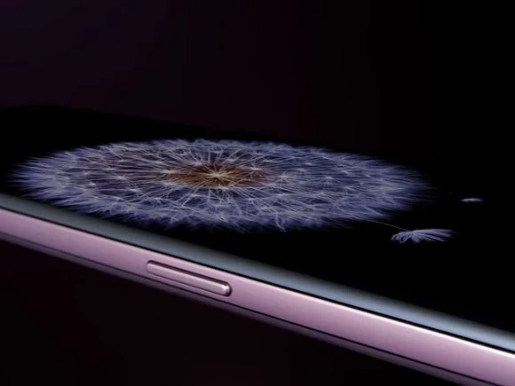 Компания Samsung убрала из названий двух своих смартфонов букву Z