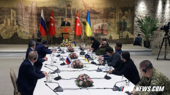 На переговорах с Украиной предстоит долгая работа, заявили в Кремле