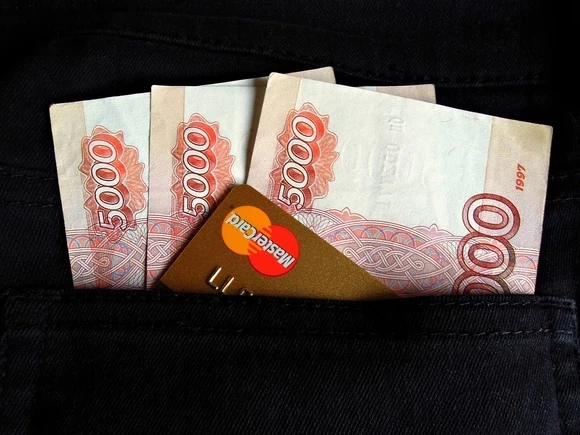 Женщина в ТиНАО перевела мнимому полицейскому более 3 млн рублей