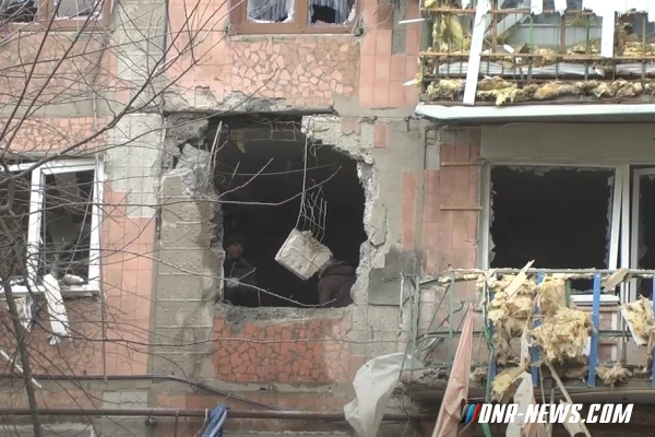 Появилось видео последствий бесчеловечных обстрелов Горловки со стороны ВСУ