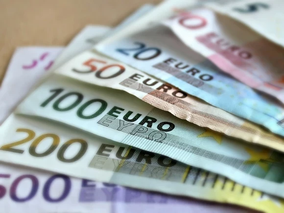 Активы более 500 россиян могут быть заблокированы во Франции в рамках санкций