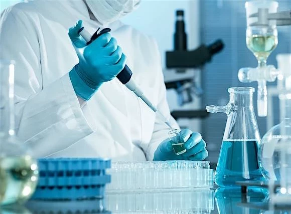 Фармацевтические Merck и Novartis приостанавливают инвестиции в Россию