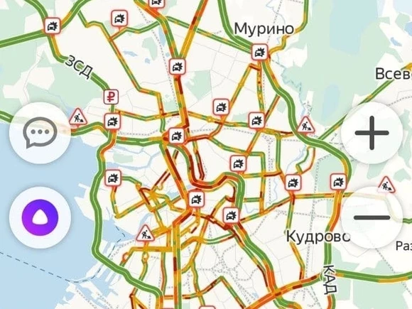 В рабочую субботу Петербург встал в девятибалльных пробках