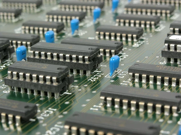 Разработчик чипов Nvidia приостановит продажу продукции в России из-за ее военной операции на Украине