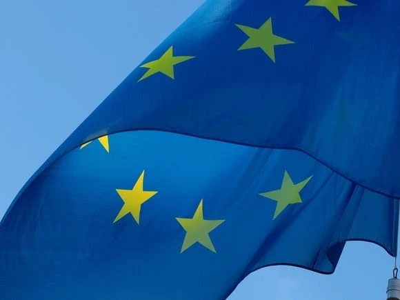 Bloomberg: ЕС готовит новые санкции против России