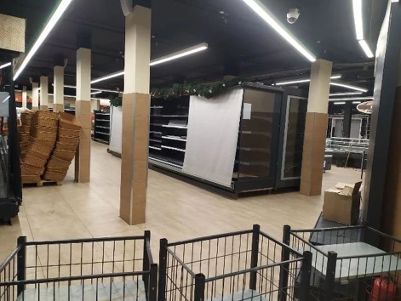 В красноярских магазинах «Леруа Мерлен из-за панического спроса ввели ограничения на интернет-доставку