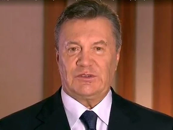 Янукович призвал Зеленского «любой ценой остановить кровопролитие на Украине