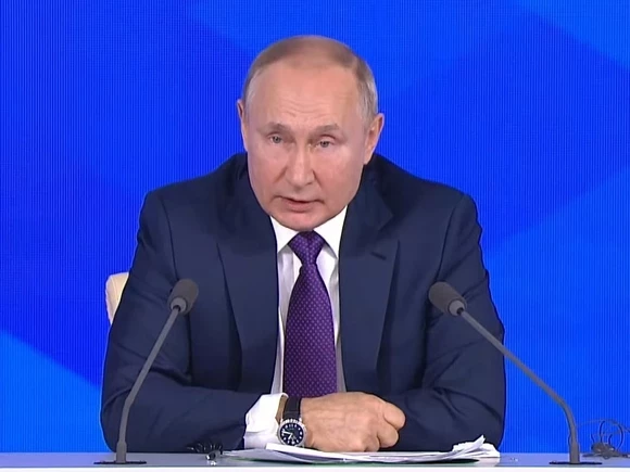 Путин согласился с предложением привлечь добровольцев на Украину