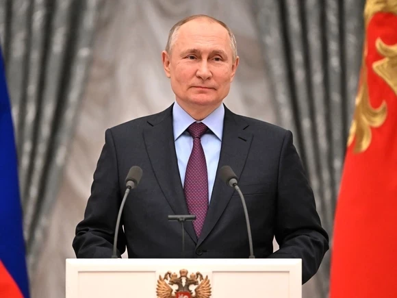 Путин поздравил мусульман России с праздником Ураза-байрам, подчеркнув их вклад в укрепление согласия в обществе