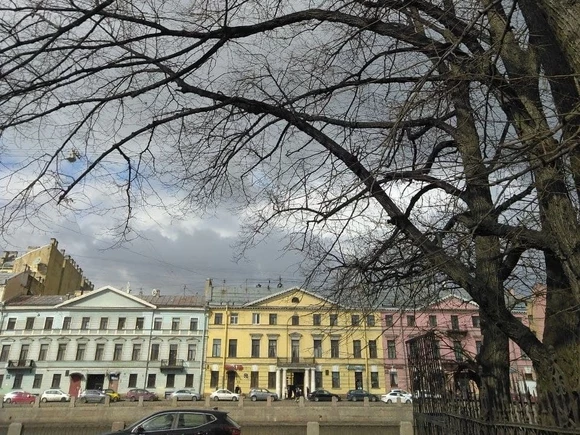 В Петербурге переменная облачность и плюс восемь