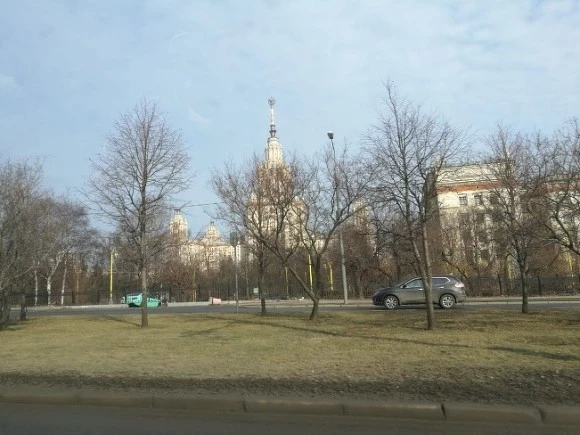 В Москве переменная облачность и плюс одиннадцать