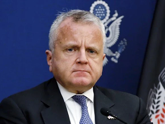 Посол США допустил вероятность закрытия посольств в Москве и Вашингтоне