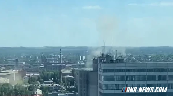 У здания администрации Главы ДНР в Донецке прогремел взрыв