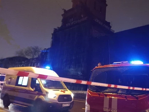 В Петербурге опять горит «Красный треугольник