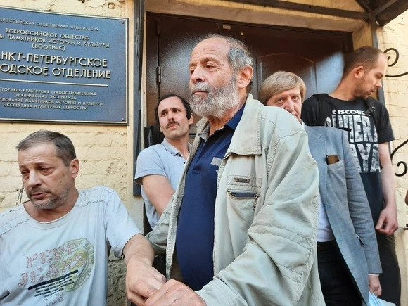 «Градозащитная структура превращается в градоразрушающую: Вишневского с соратниками исключили из президиума ЦС ВООПИиК