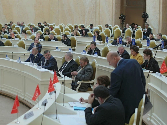 Петербургский парламент окончательно лишился возможности согласовывать вице-губернаторов