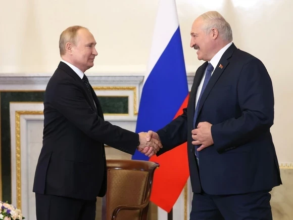 Путин сообщил о решении передать Белоруссии комплексы «Искандер-М