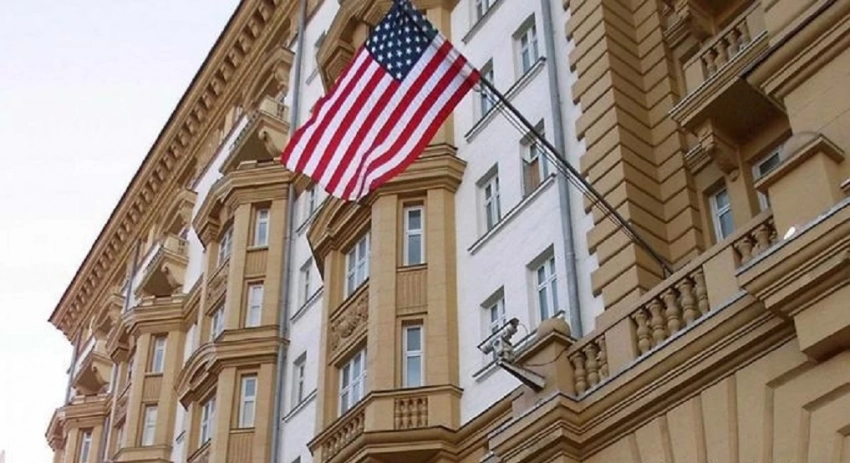 Жители Москвы предложили назвать площадь возле посольства США в честь ДНР