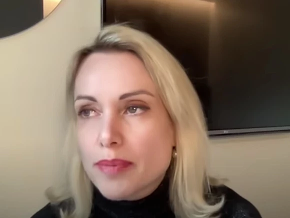 Адвокат Захватов: Полиция отпустила Овсянникову, составив протокол о дискредитации ВС РФ