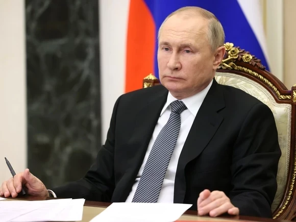 Путин потребовал поднять продолжительность жизни в РФ к 2030 году до 78 лет