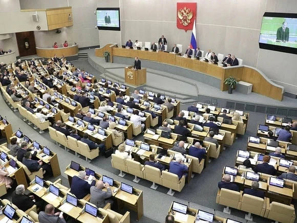 В Госдуме предложили приравнять пропаганду нетрадиционных отношений и «чайлдфри к экстремизму
