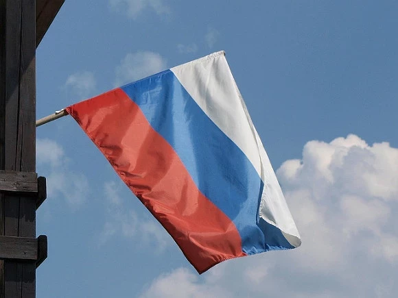 Со здания суда в Петербурге украли флаг России
