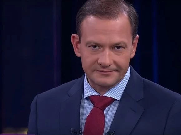 Попавший под санкции Лондона телеведущий Брилев с британским гражданством покинул руководство ВГТРК