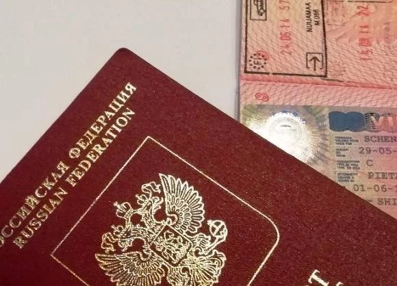 В Петербурге начали продавать места в очереди на оформление финского шенгена