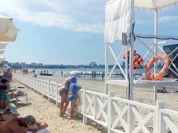 В Анапе девять человек оказались в больнице из-за передозировки хлором в аквапарке