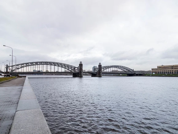 Недолгая жара отступает от Петербурга