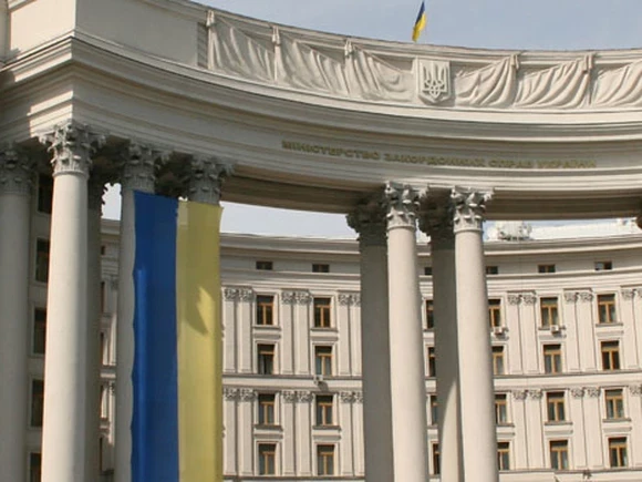 МИД Украины: Киев разрывает дипломатические отношения с Пхеньяном после признания ДНР и ЛНР