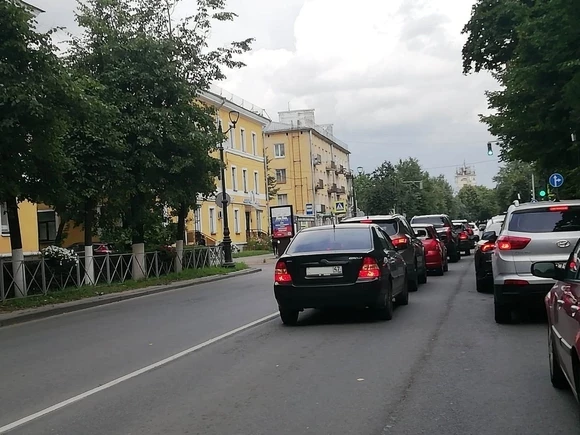 Движение транспорта в центре Петербурга ограничат из-за репетиции Главного военно-морского парада