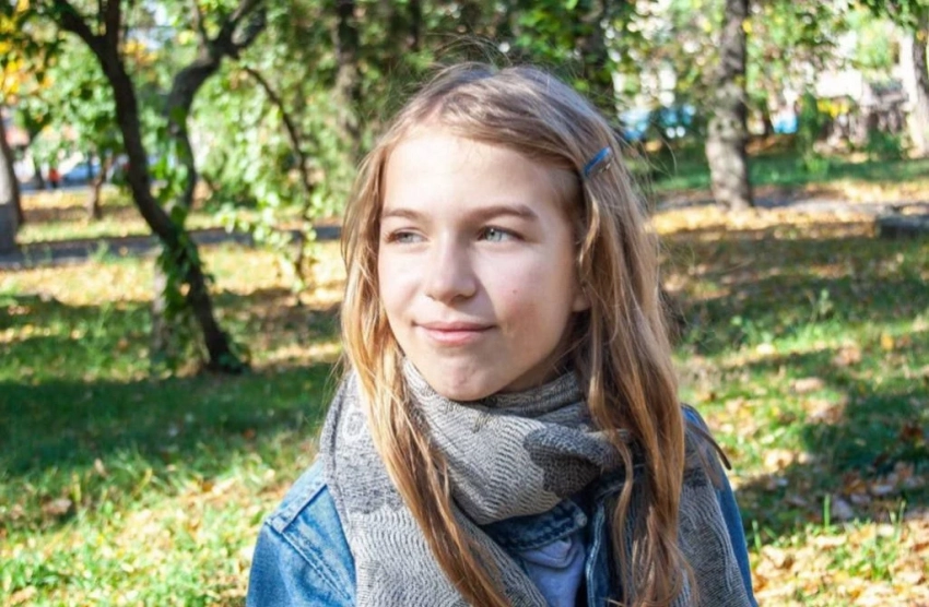 Британский журналист Миллер увидел, что режим Киева записывает во «враги Украины детей