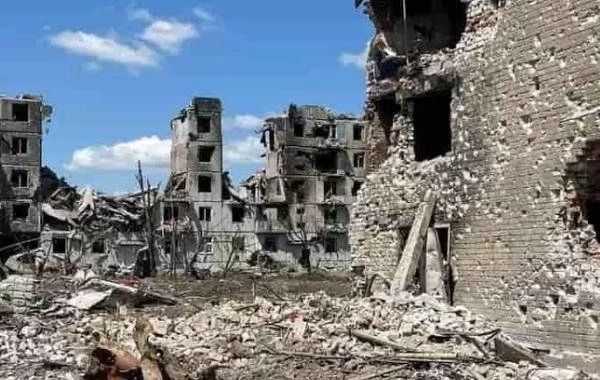Артемовск (Бахмут) сегодня, 19 мая 2023: стало известно о попытках ВСУ прорвать флаги в Артемовске, последние новости на 19.05.2023