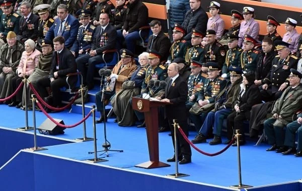 Парад Победы 2023 в Москве, во сколько 9 мая: где смотреть, по какому каналу прямая трансляция, время начала Парада в Москве 09.05.2023