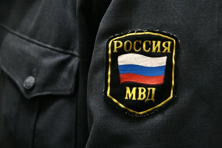 В Петербурге избивший сожительницу мужчина чуть не зарезал потерпевшую в больнице