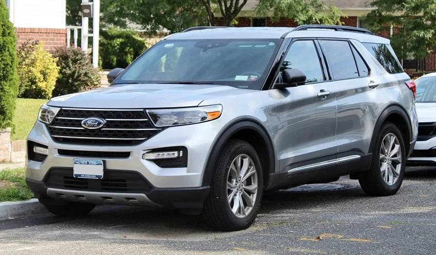 В России стали продавать новые автомобили Ford Explorer от 5,2 млн рублей