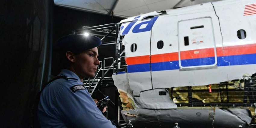 «Голландские алхимики упустили важную деталь при исследовании обломков MH17