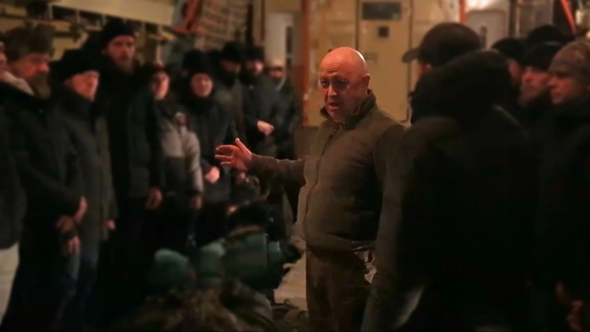 «Под нашим контролем 36 домов: Пригожин заявил о продвижении ЧВК «Вагнер на 220 метров в Бахмуте