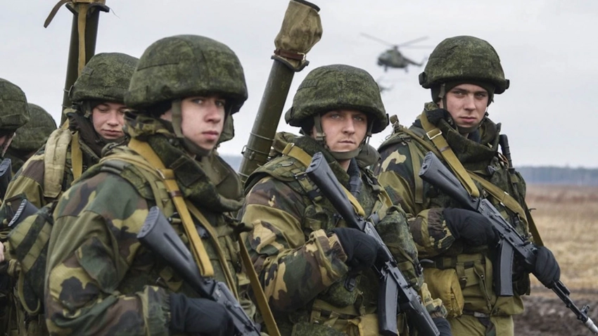 Российская армия получила на вооружение новый пехотный огнемет «Бородач
